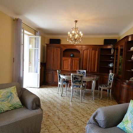 Parc Louisa - Appartement D'Epoque Avec Jardin Et Parking 4 Personnes Le Port De Nizza Kültér fotó