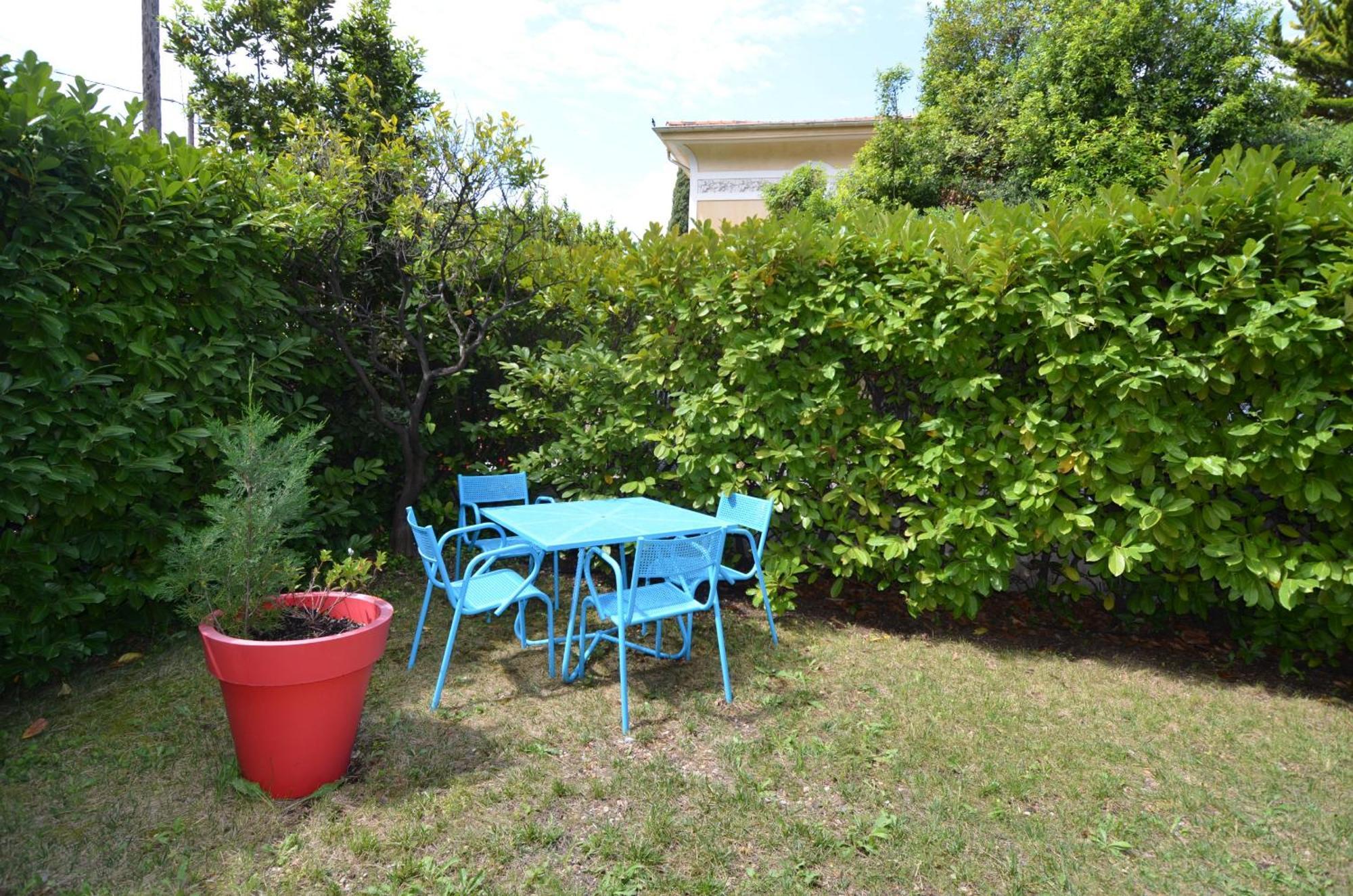 Parc Louisa - Appartement D'Epoque Avec Jardin Et Parking 4 Personnes Le Port De Nizza Kültér fotó