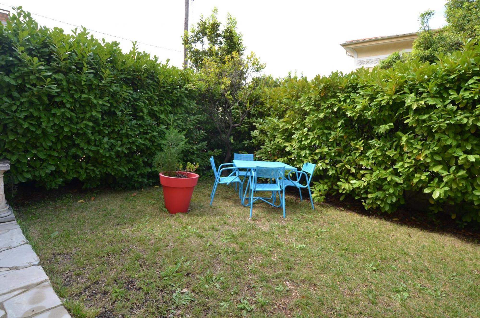 Parc Louisa - Appartement D'Epoque Avec Jardin Et Parking 4 Personnes Le Port De Nizza Kültér fotó